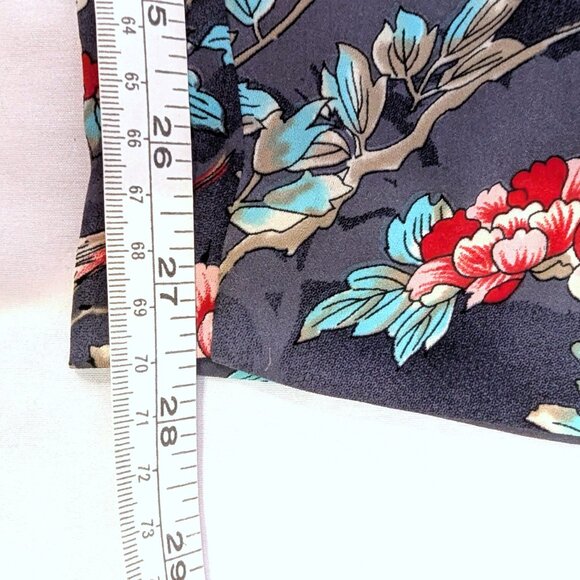 Elevenses | Anthropologie Floral Bird Tapered Tuxedo Ankle Trouser Pants | 6 - Picture 12 of 14